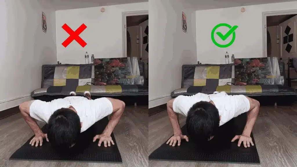 les coudes trop écartés, erreur fréquente pour les pompes