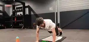 Les pompes, exercice phare pour travailler ses pectoraux