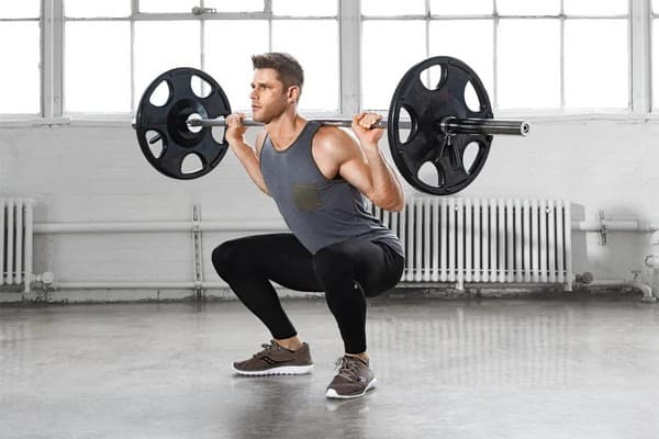 squat avec barre libre
