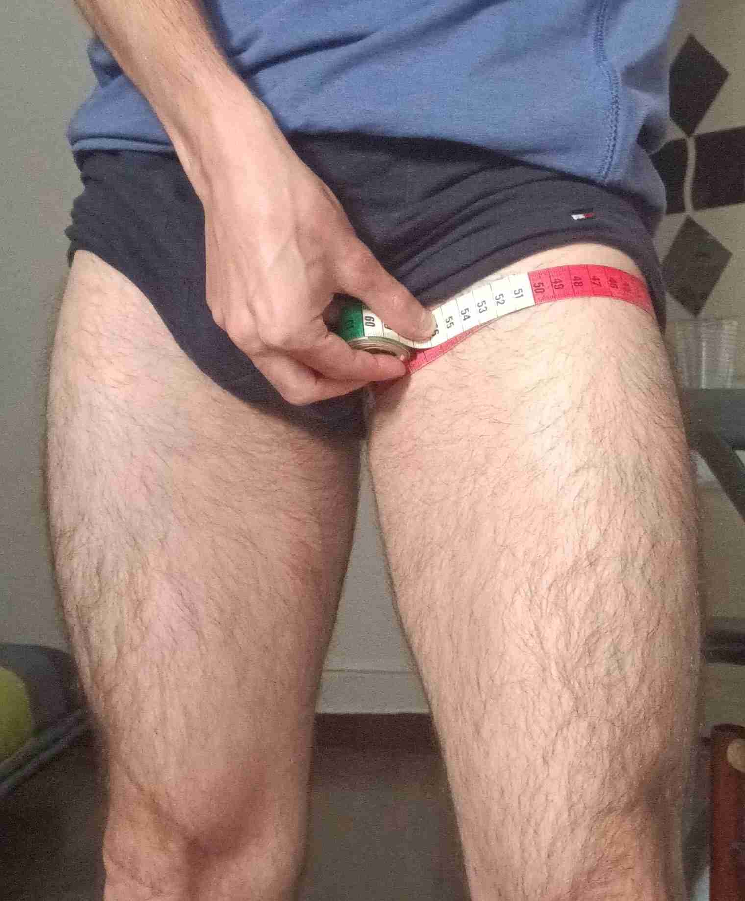 Tour de cuisse : mesure et repères en musculation